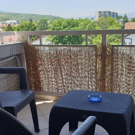 Spectacular In Skopje, Mall Area Апартаменты