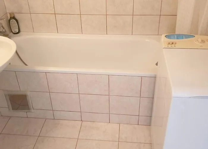 Spectacular In Skopje, Mall Area